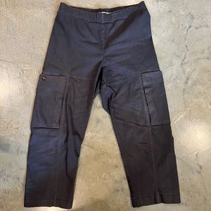 2 pairs Cut Loose cropped pants